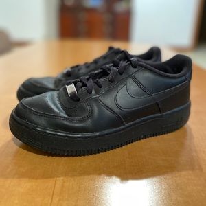 Nike Air Force 1 Low Black Size 6Y